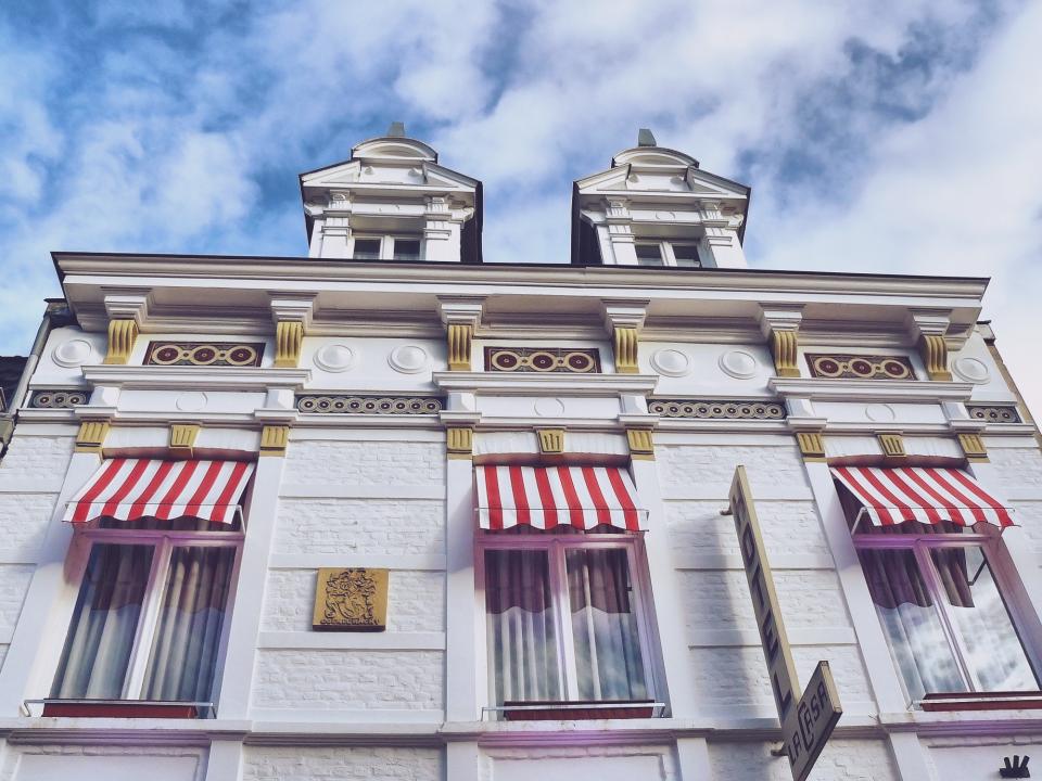 hotel, architecture, building, Netherlands, windows, canopies