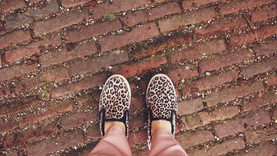 shoes ground cobblestone cheetahprint 