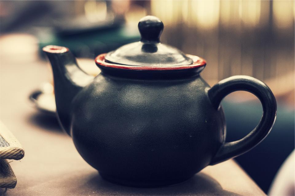 teapot ceramic 