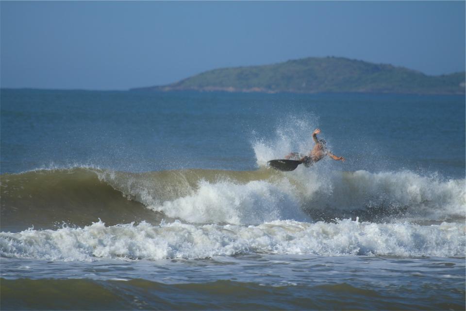 waves water surfing surfer surfboard summer splash sea ocean 