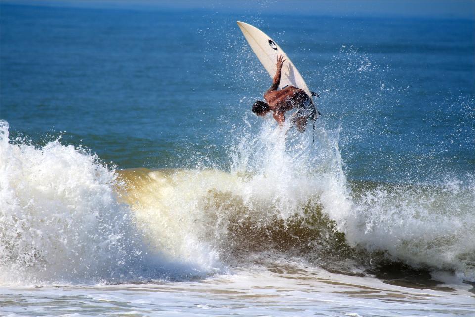 surfing surfer surfboard 35135 - WeLoveSoLo