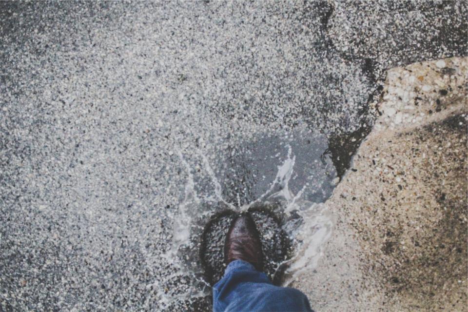 puddle, splash, leather, shoe, jeans, wet, rain