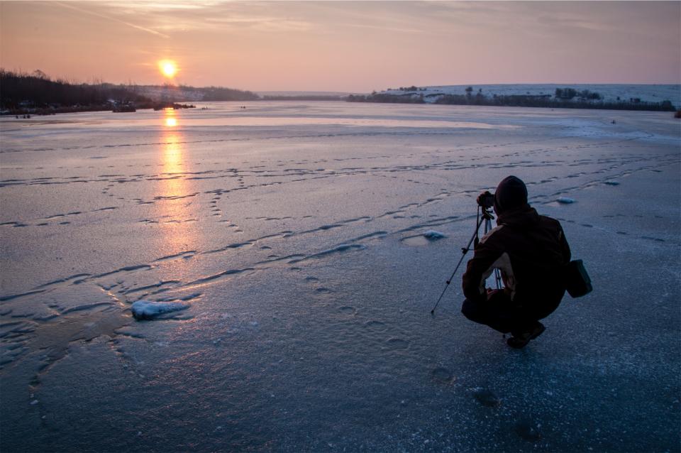 winter sunset photography photographer people ice frozen freezing cold camera 