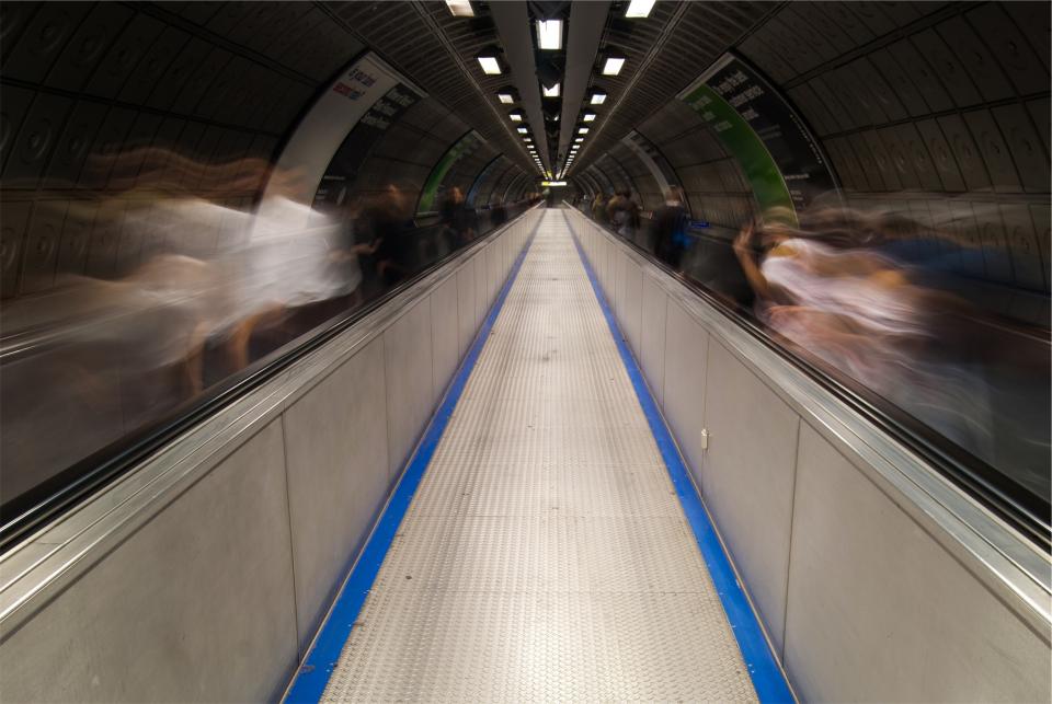 escalator, subway station, transportation, people, crowd, blurry, busy