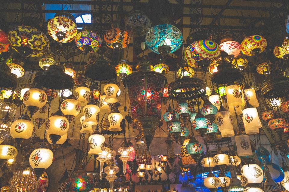 turkey shop market lights lamps Istanbul GrandBazaar 