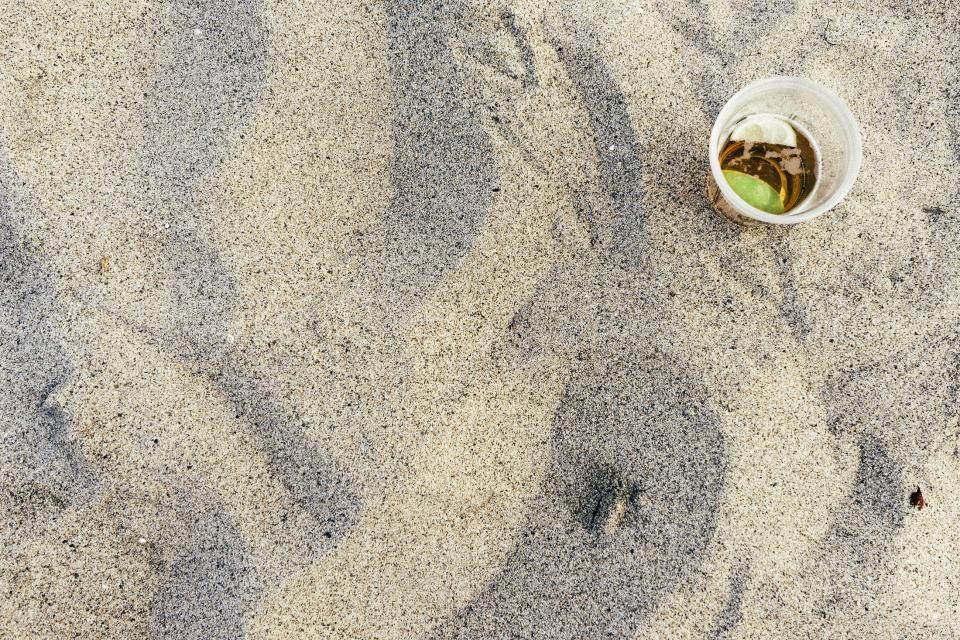 sand plastic lime lemon drink cub beverage beach 