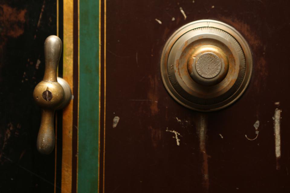 vault Safe lock handle door combination Brass 