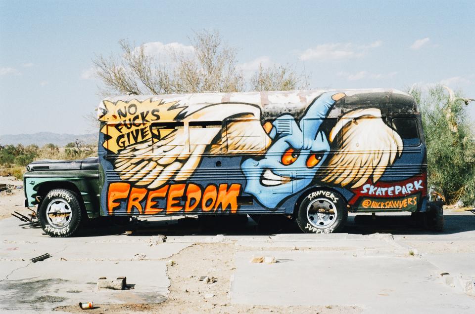 sand rebellious paintjob middlefinger graffiti bus 