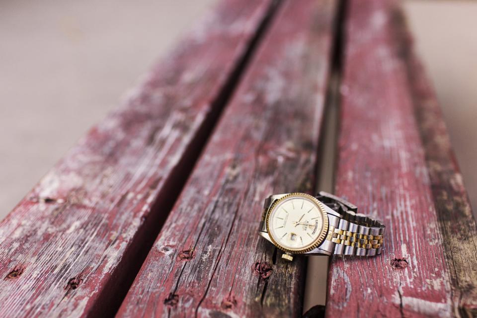 wood watch silver red gold bench 