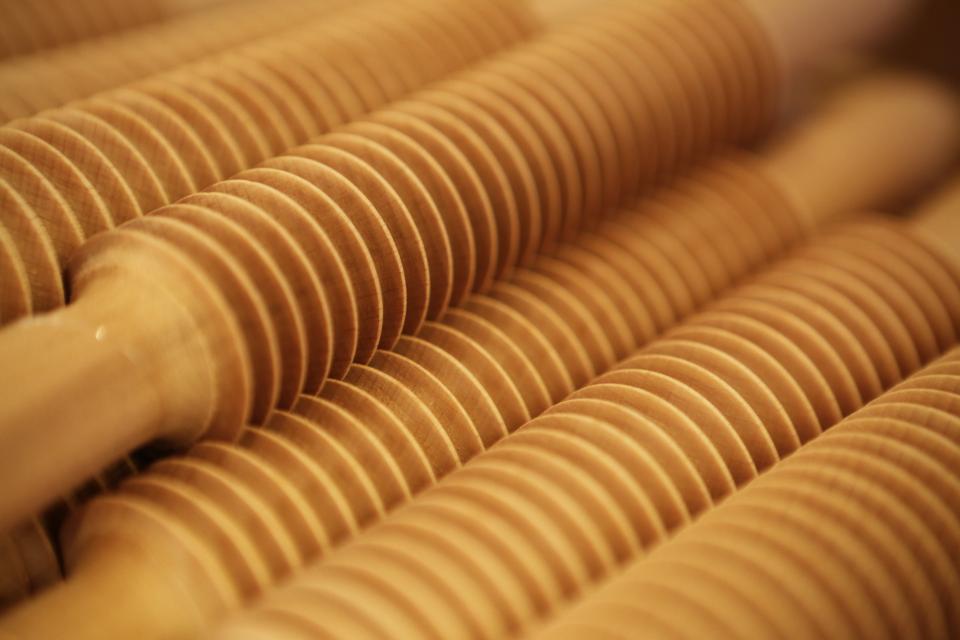 wood rolls 