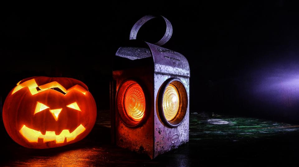 spooky scary pumpkin night lantern halloween dark 