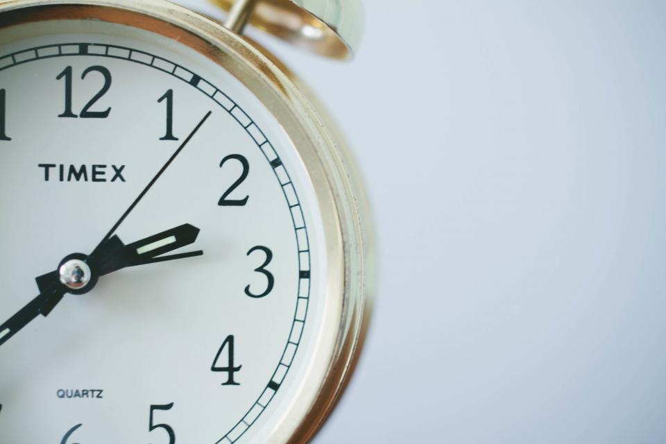 timex time quartz clock alarm 