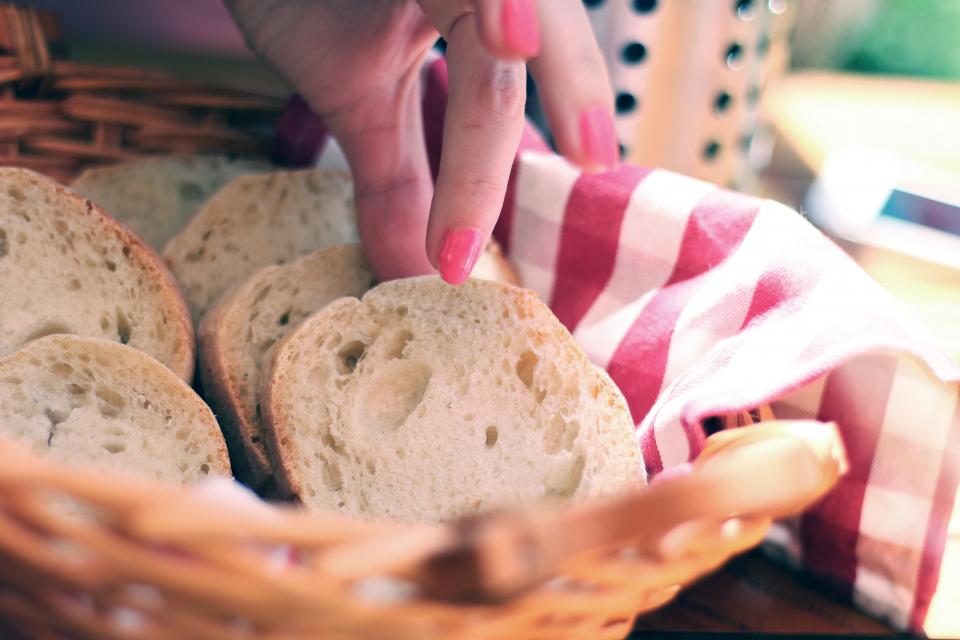 nailpolish hands food fingers bread basket 
