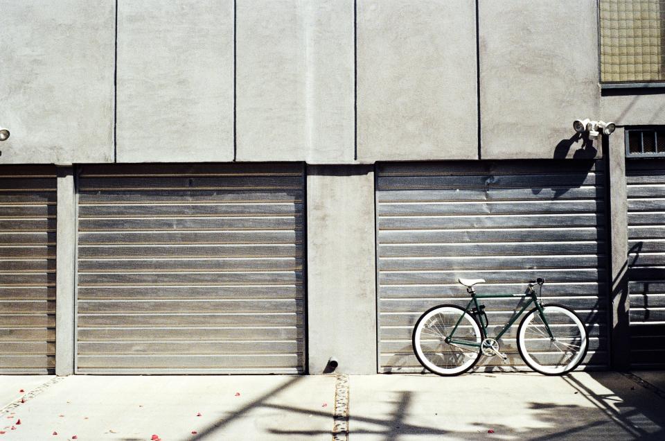 garage door concrete bike bicycle 