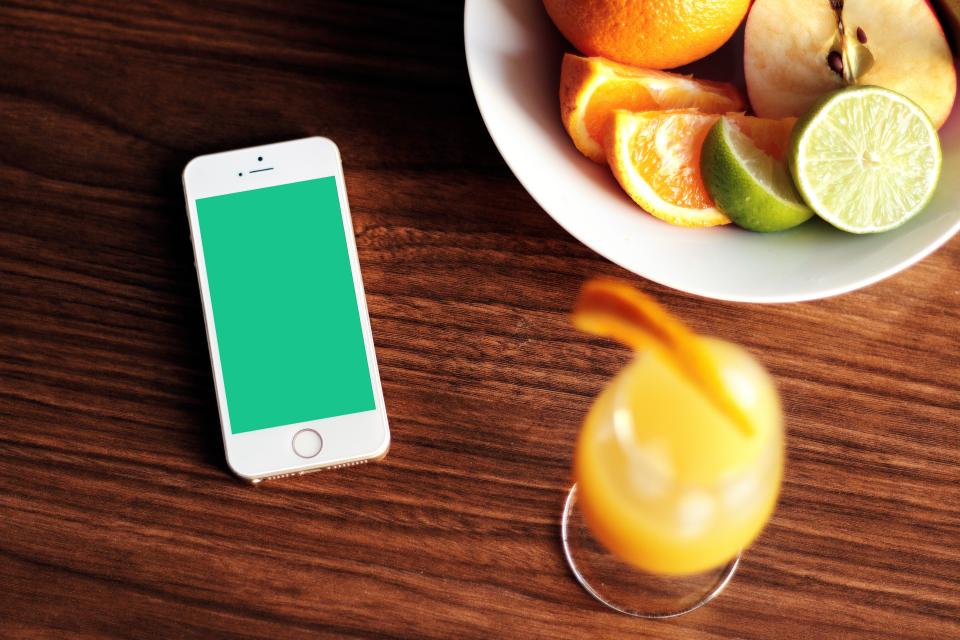 technology table orangejuice mockup mobile mimosa limes iphone glass fruits cellphone bowl apples apple 