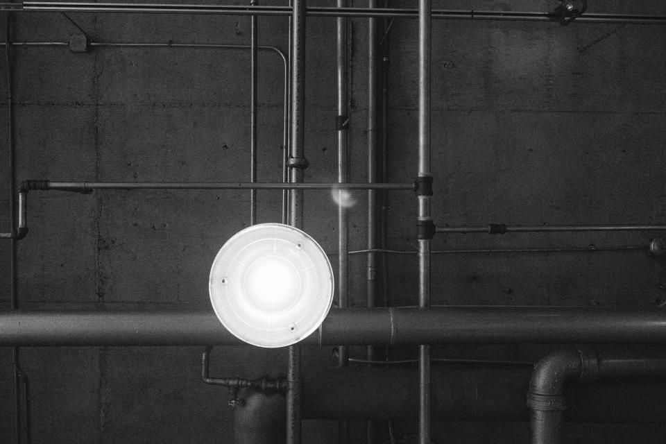 pipes light ceiling 