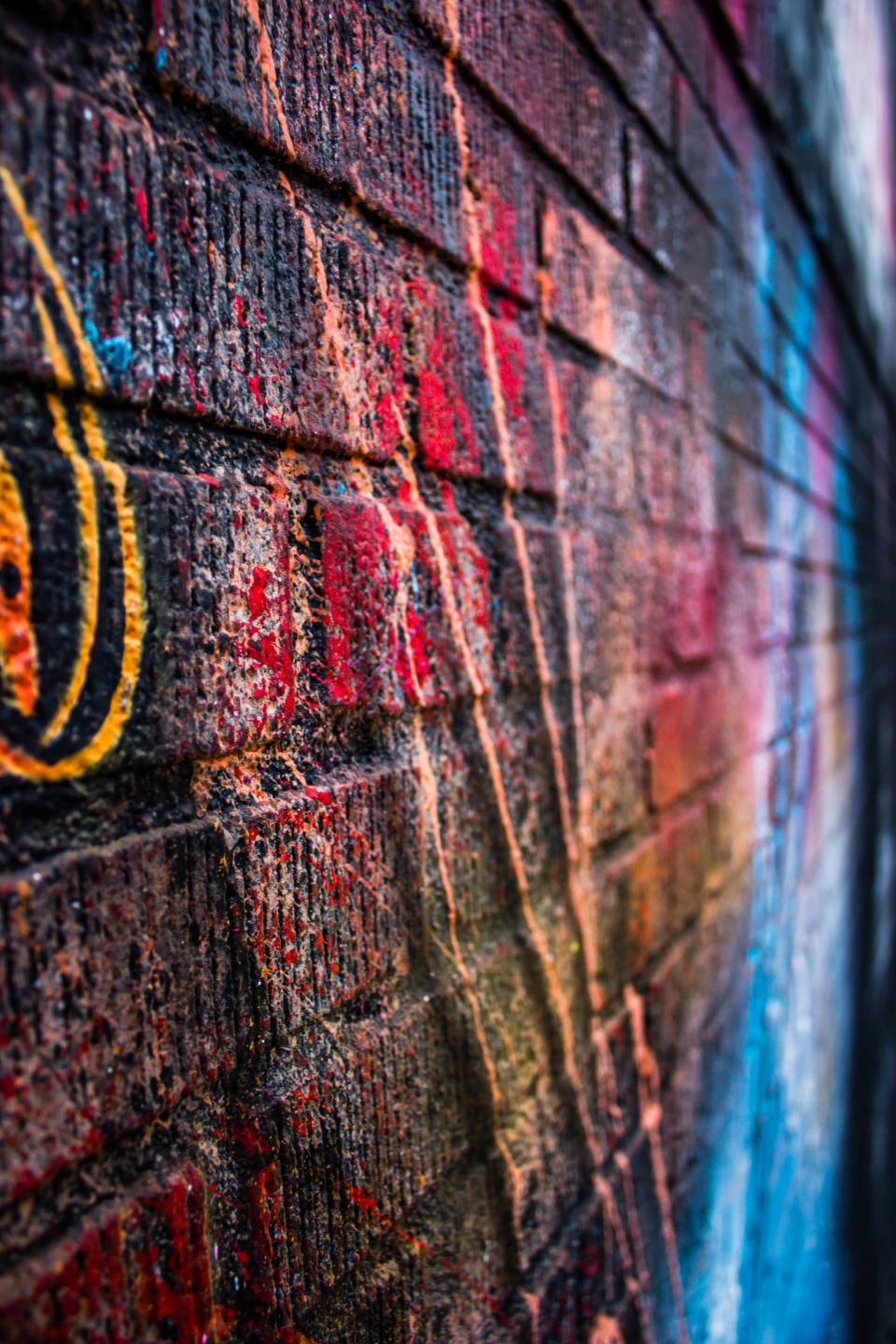wall street spraypaint gravity Colours colors bricks art  