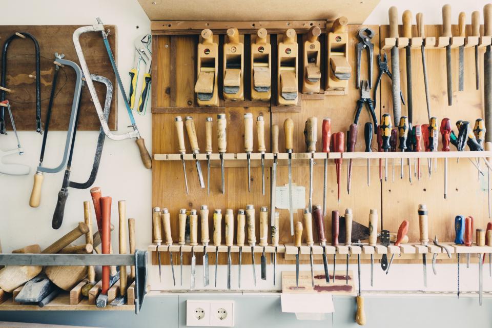 workshop tools screwdrivers saws pliers mallets hammers garage 