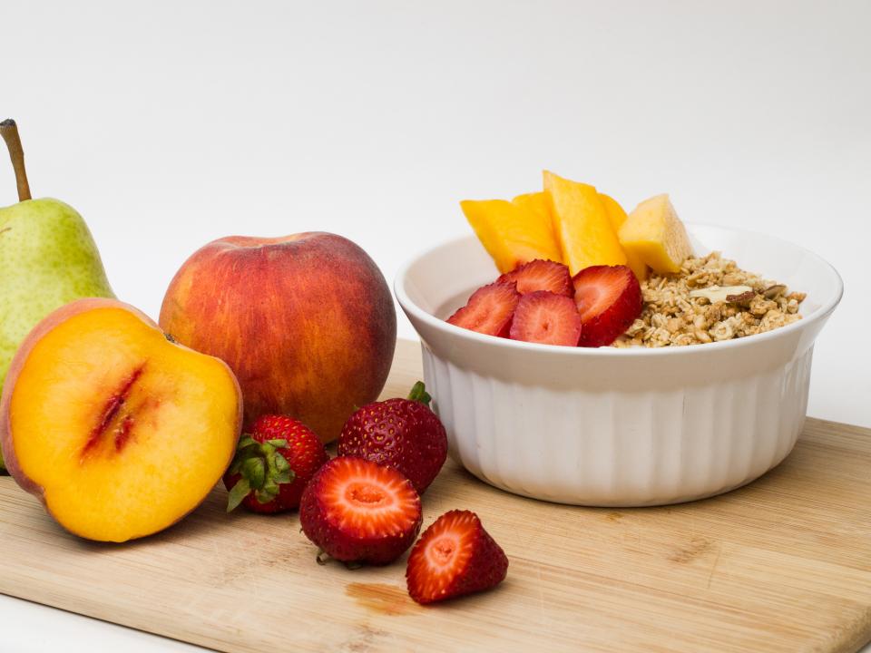 yogurt strawberry strawberries pear peach Healthy granola fruits food 