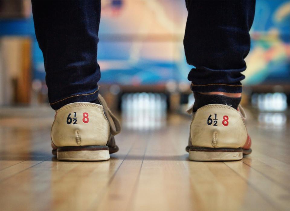 shoes pins lane bowlingalley 