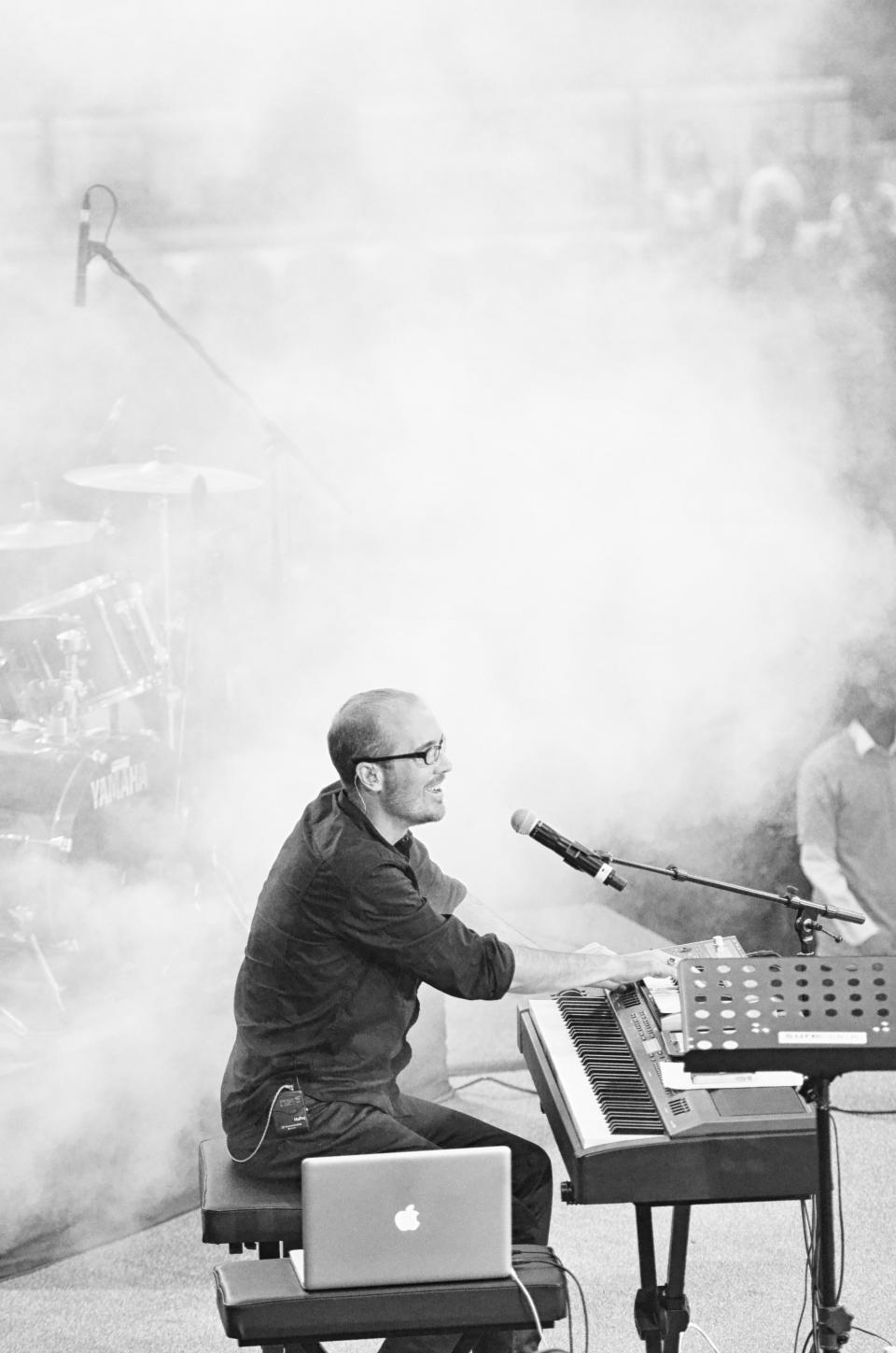 stage smoke musician music keyboards entertainment concert blackandwhite 