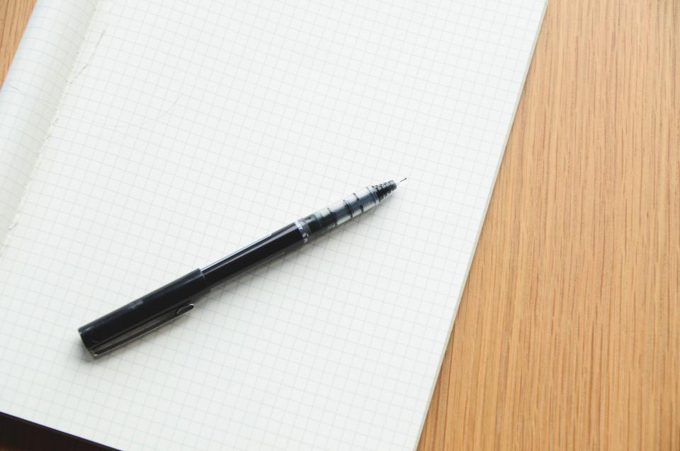 pen notepad graphpaper desk business 