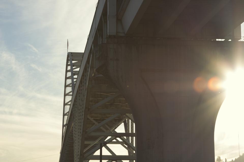 bridge, sun rays, architecture
