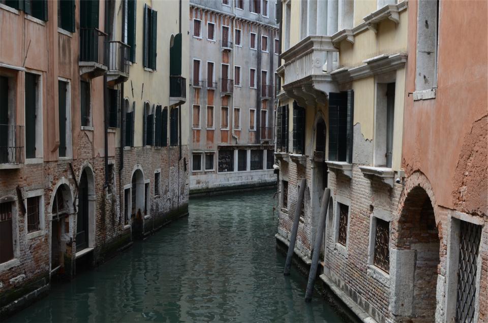 water Venice Italy houses canal buildings architecture apartments 