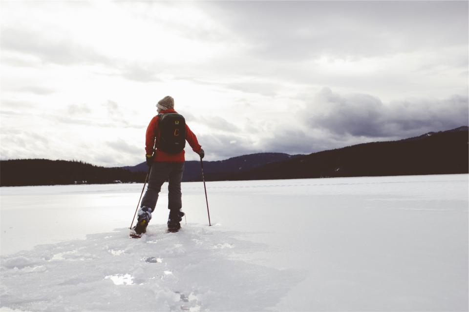 cross country, skiing, winter, snow, ice, sports, backpack, knapsack, frozen, lake, mountains, outdoors, toque, cold, guy, man, people, fitness