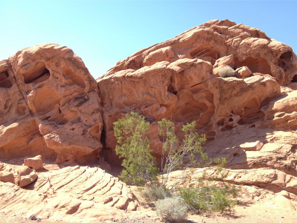 sunshine sunny rocks desert boulders 