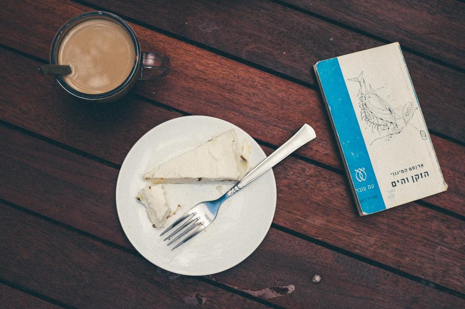 wood table plate mug fork food dessert cup coffee cake book 