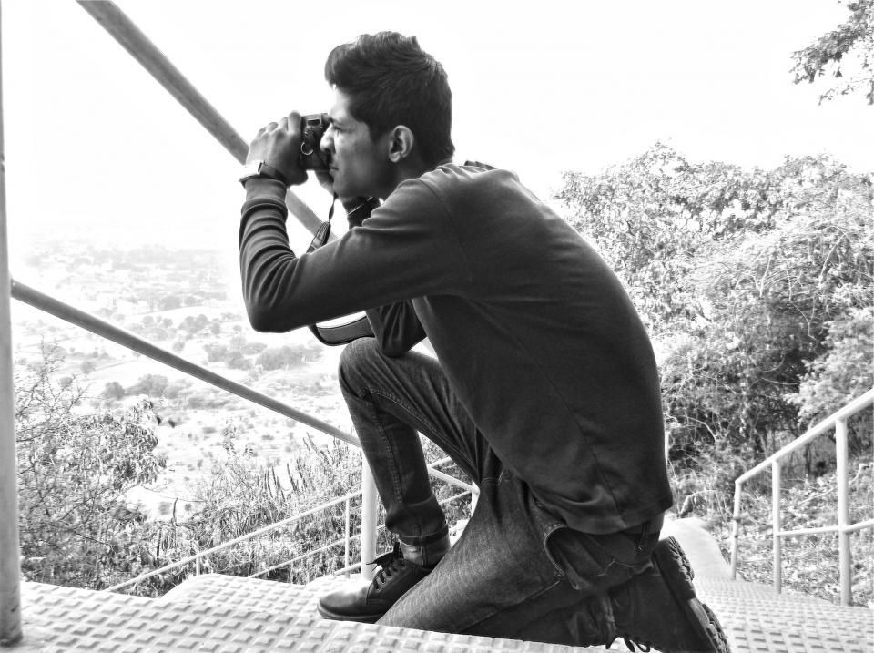 picture photography photographer people man guy camera blackandwhite 