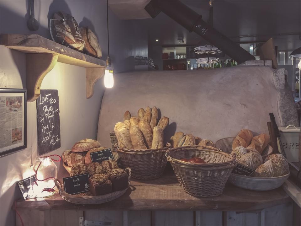 bread, bakery, baking, baskets, loafs, food