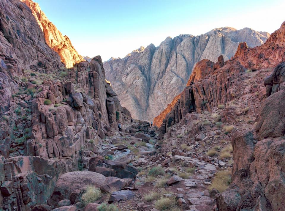 rocks desert canyons 