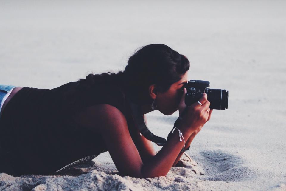 woman technology sand picture photography photographer people lens girl dslr camera beach 
